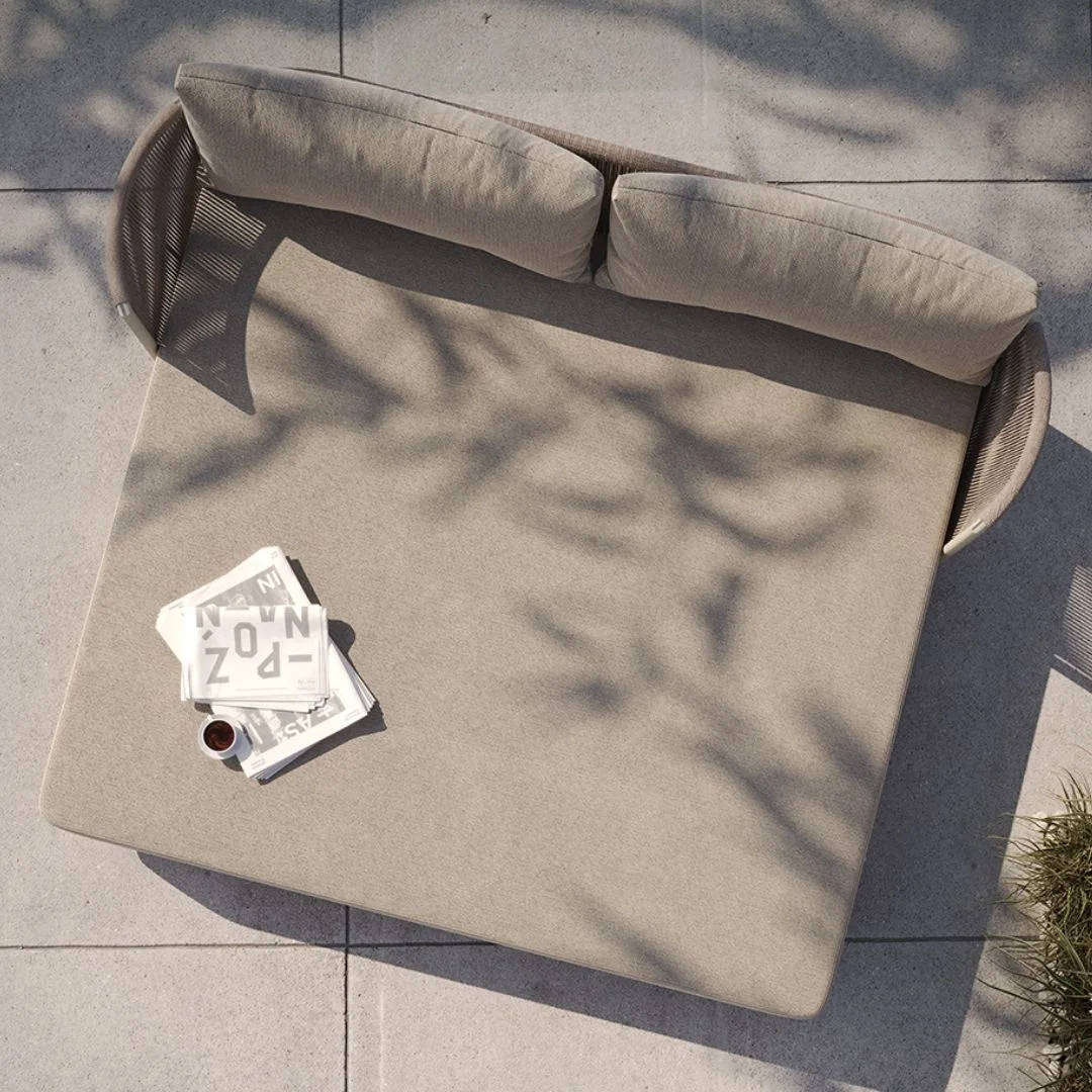 Luna Daybed